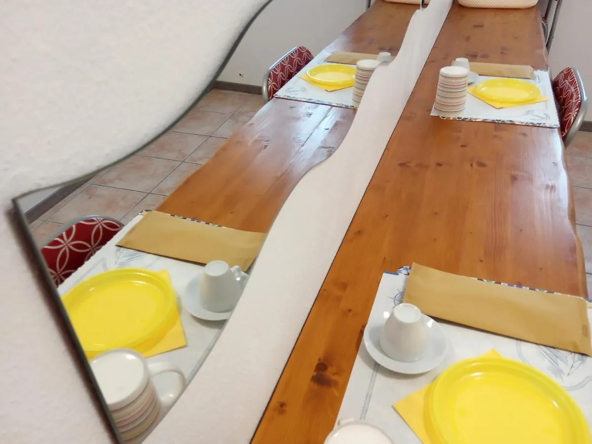 Bed and Breakfast Al Centoventi Porto Torres 0*,  Italia